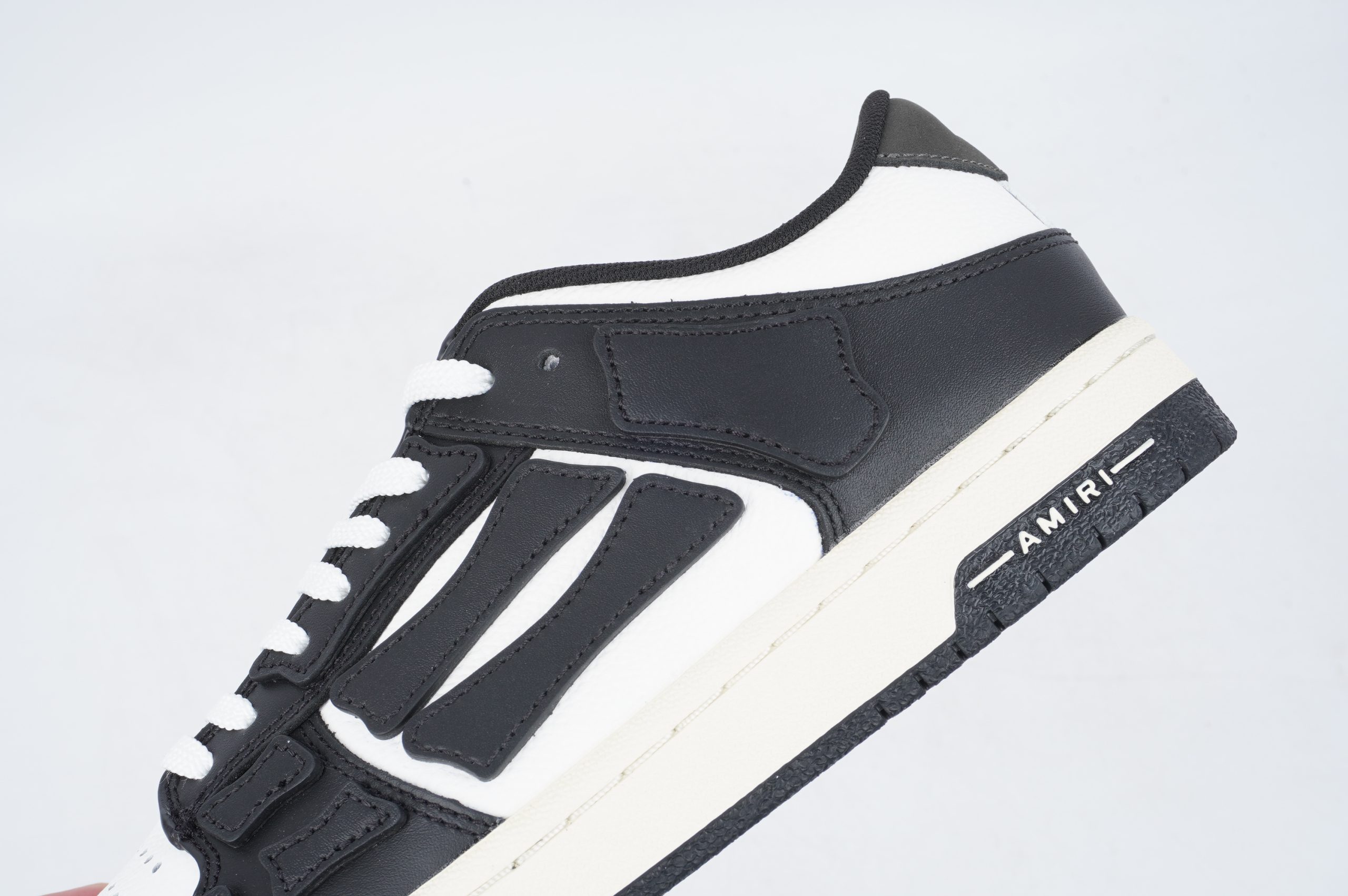 AMIRI Bone Runner White Black