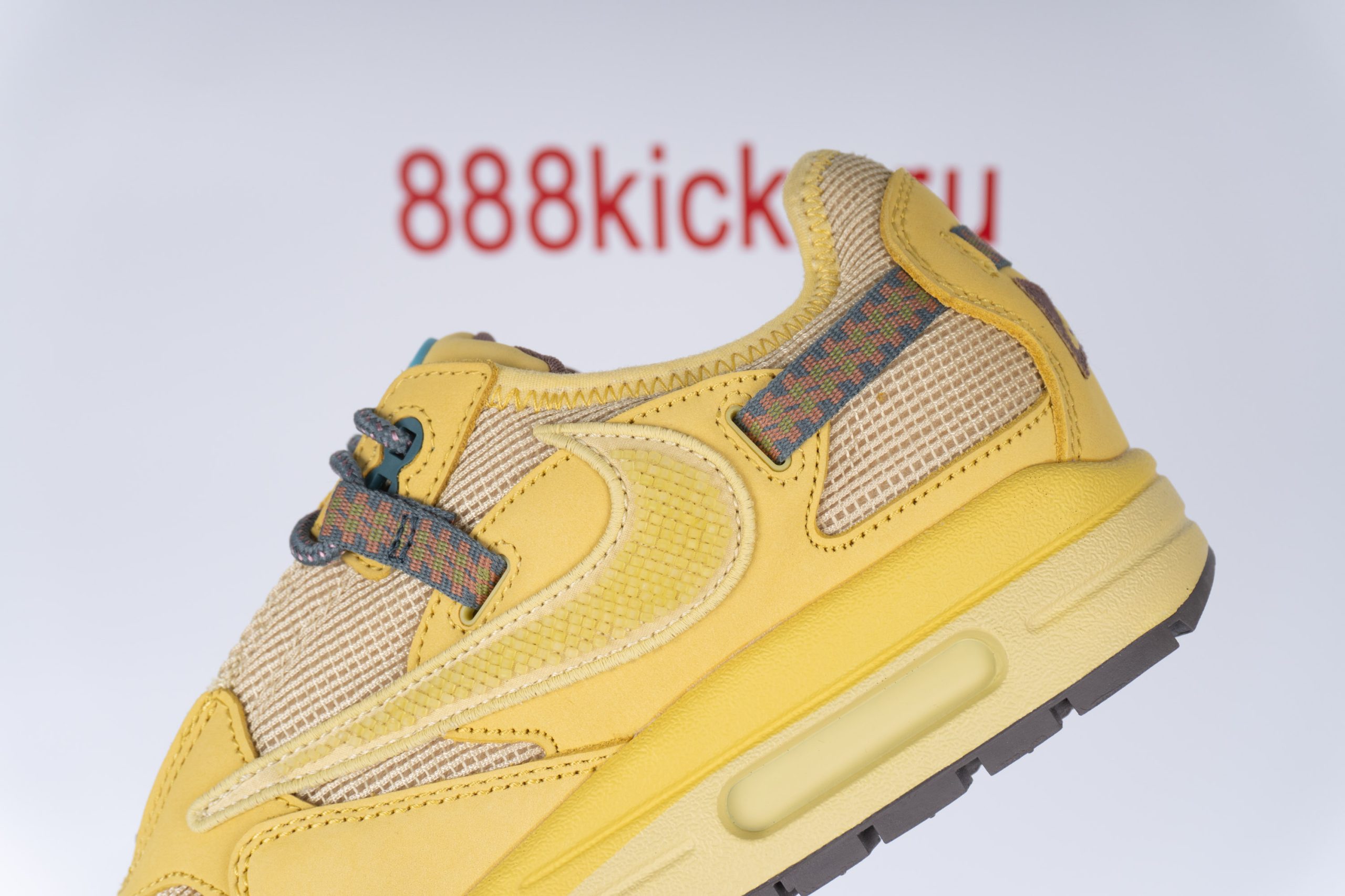 Nike Air Max 1 Travis Scott Cactus Jack Saturn Gold