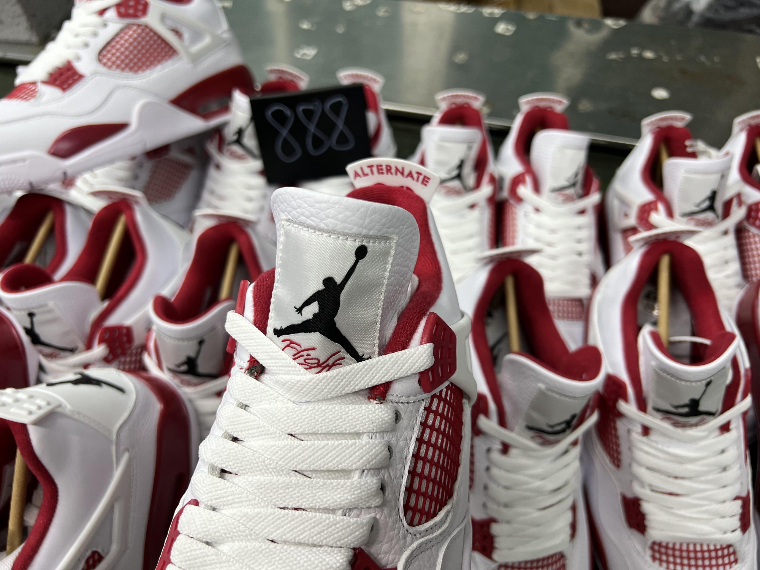 Jordan 4 Retro Alternate 89