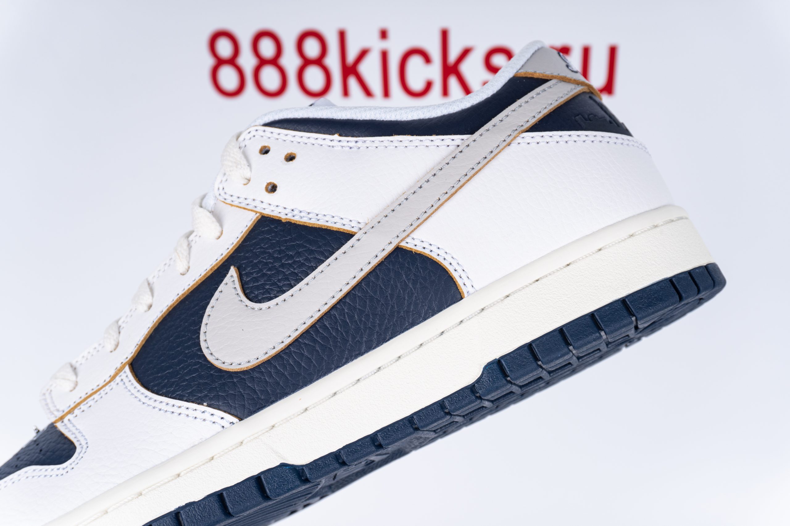 Nike SB Dunk Low HUF New York City