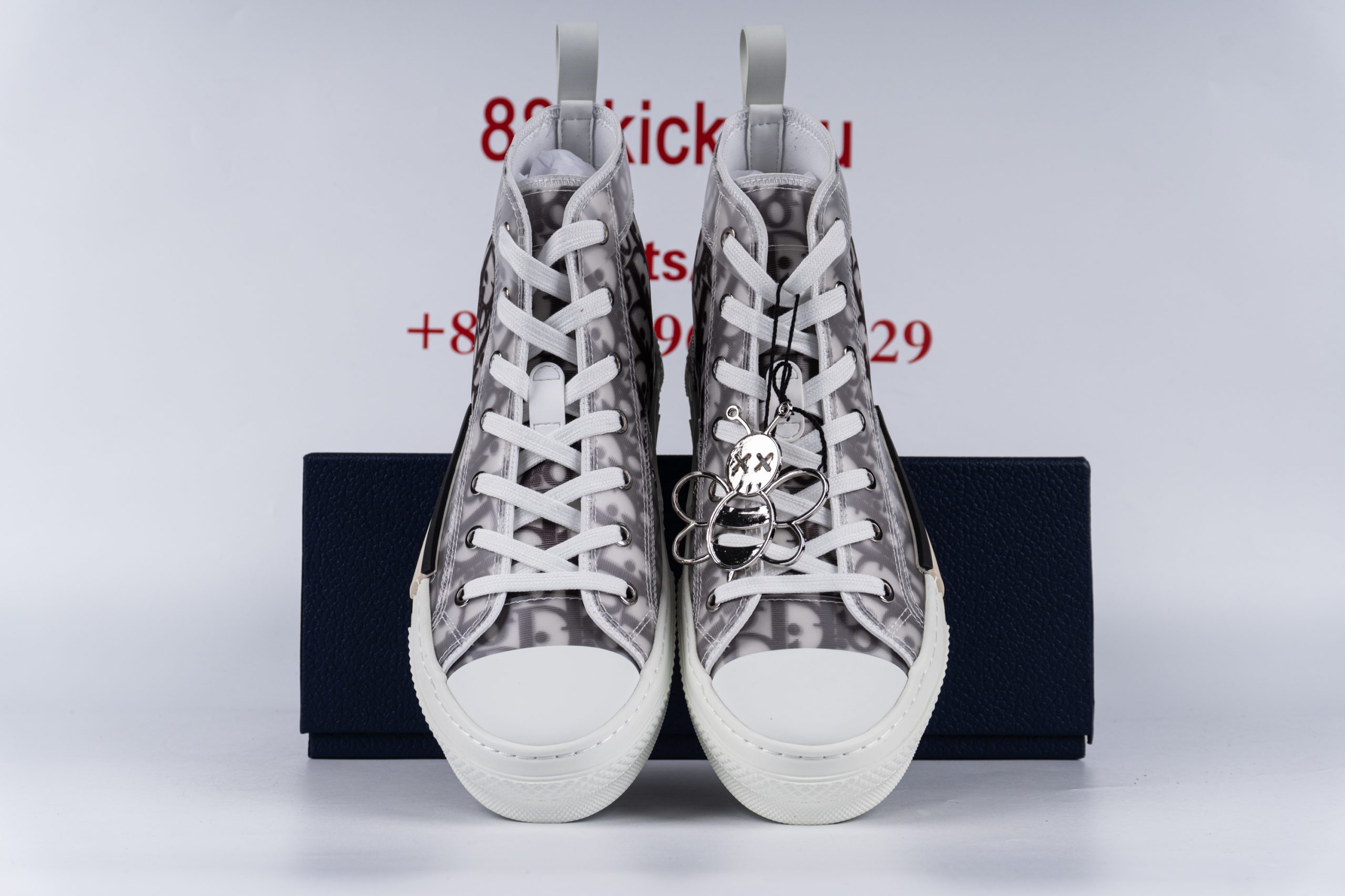 D1or B23 High Top Logo Oblique