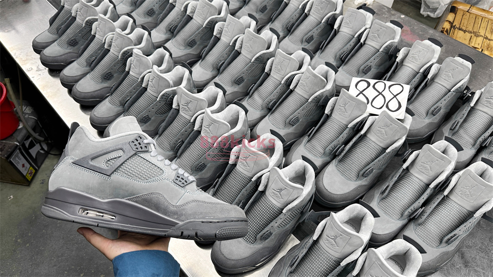 Air Jordan 4 SE Paris Olympics Cement Grey