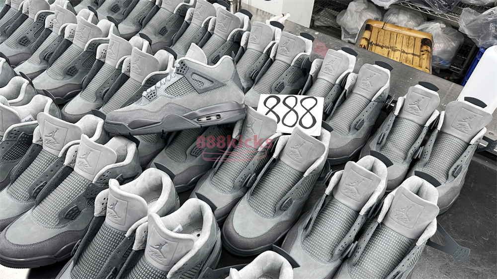 Air Jordan 4 SE Paris Olympics Cement Grey
